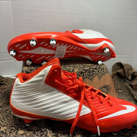 Nike Football Cleats Size 13.5 Mens Orange White Flash Vapor 3/4 TD 645729-118 - Picture 3 of 12
